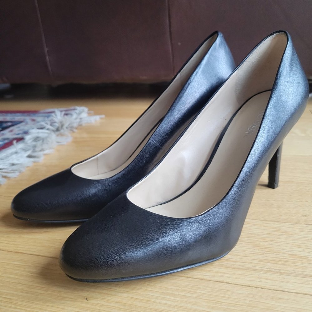 Nine West Black Pumps - Picture 4 of 6